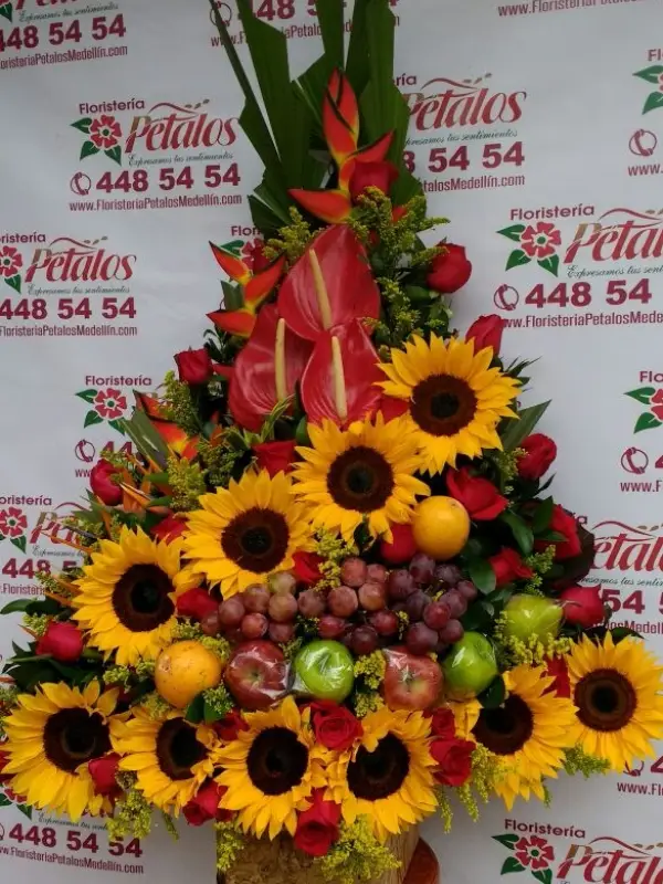 flores-floristeria-medellin-es-muy-importante-tener-con-quien-compartir-todas-esas-cosas-flores-floristeria-medellin